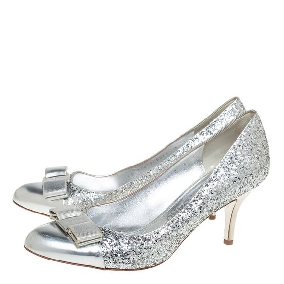 Salvatore Ferragamo Silver Glitter Vara Bow Pumps Size 38.5 - Picture 4 of 4